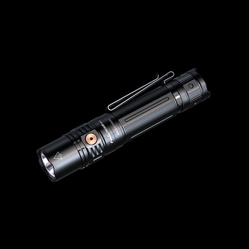 Fenix PD36R V2.0電筒