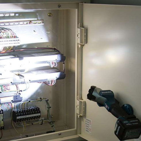 牧田Makita ML105 12Vmax充電電筒(淨機)