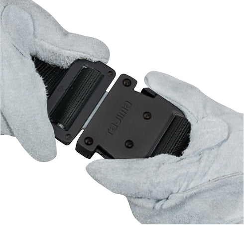 田島Tajima鍛造鋁插扣式腰帶 (黑色)