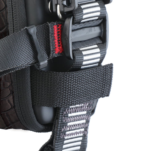 田島Tajima SFPCG-CB2 2層快扣式鱷魚皮胸前收納包