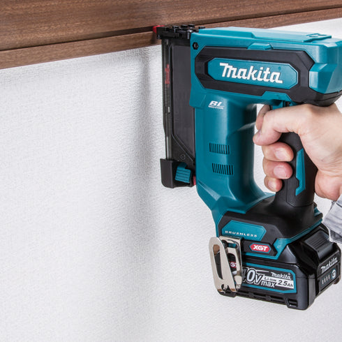 牧田Makita PT001GZ 40Vmax充電式蚊釘鎗(無刷)(淨機)