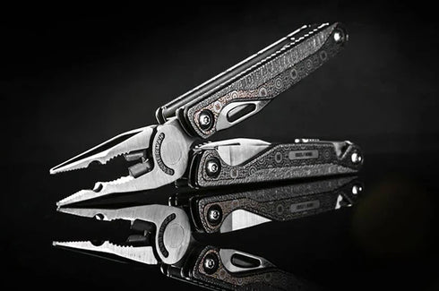 Leatherman YEAR OF MONKEY CHARGE TTI