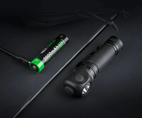 NEXTORCH P10三光源多用途拐角燈