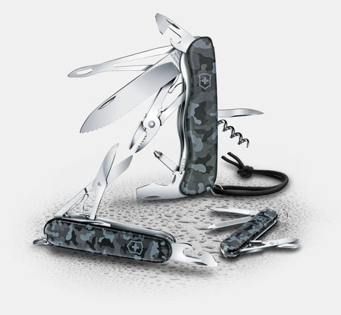 Victorinox 1.3713 Huntsman