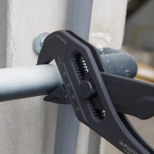 富士箭Fujiya黑金FLM-45-BG無牙刻度快速調較水泵鉗