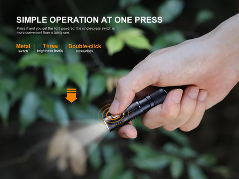 Fenix E05R邊充邊用迷你匙扣電筒